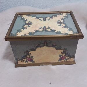 6 X 4.5 X 3.5 Kamasutra 3X5 Index Box Holder Wood